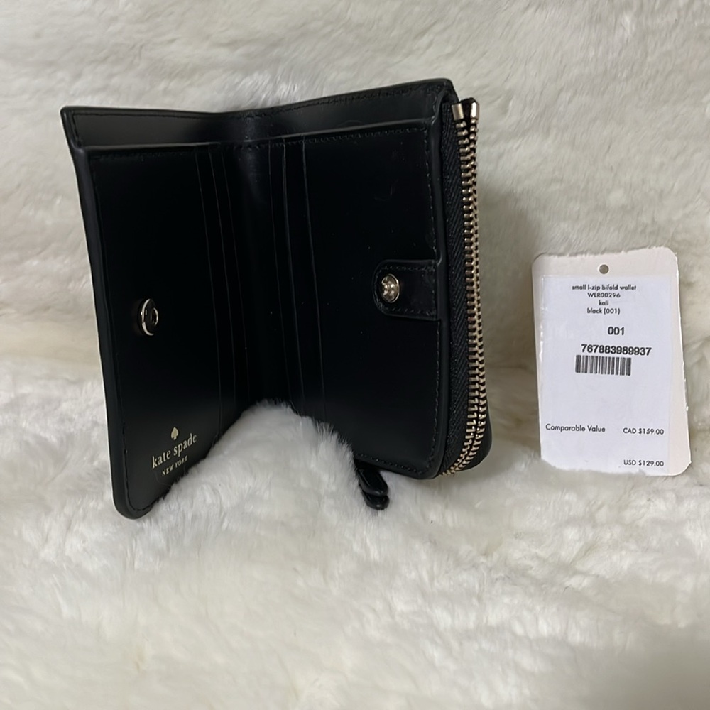 Kate Spade wallet - Picture 2 of 4